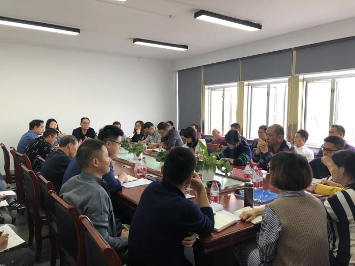 4.1聚会现场。。杨德辉 摄700.jpg