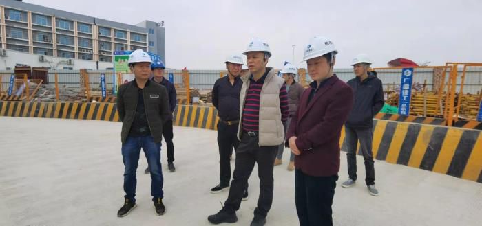 4.1指导现场。。。。侯健杰 摄 (2)700.jpg