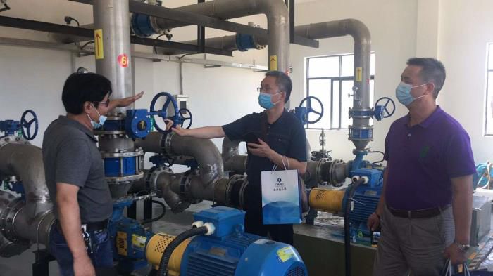 1.2检查现场。。。。银燕 摄700.jpg