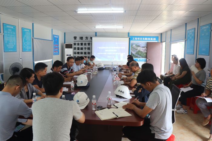 聚会现场。。。。 杨俊峰 摄.jpg