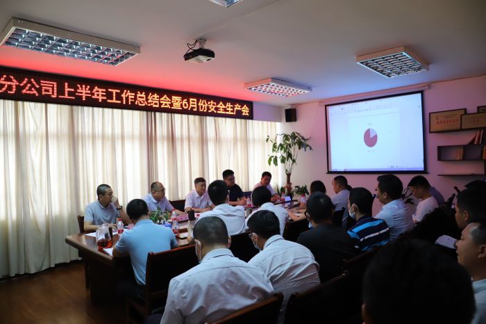 聚会现场。。。。杨钰 摄 (2).jpg