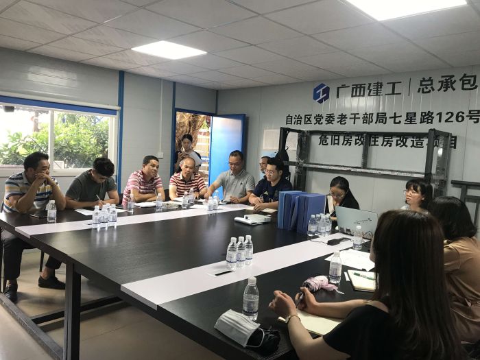 聚会现场。。。。何美标 摄.jpg