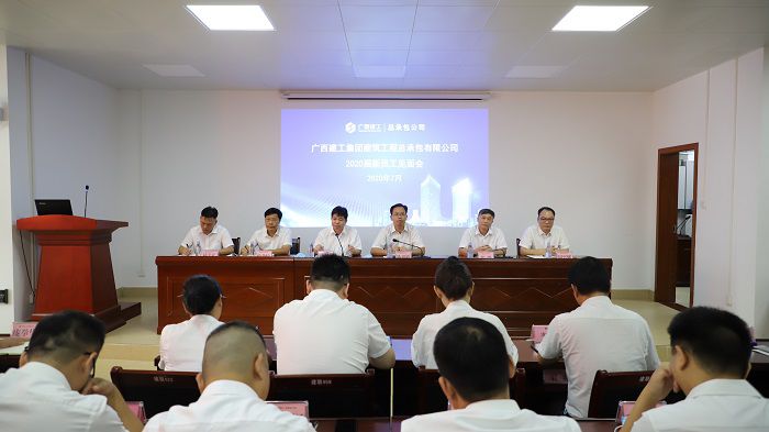 出席聚会的公司向导。。李立云 摄2.JPG