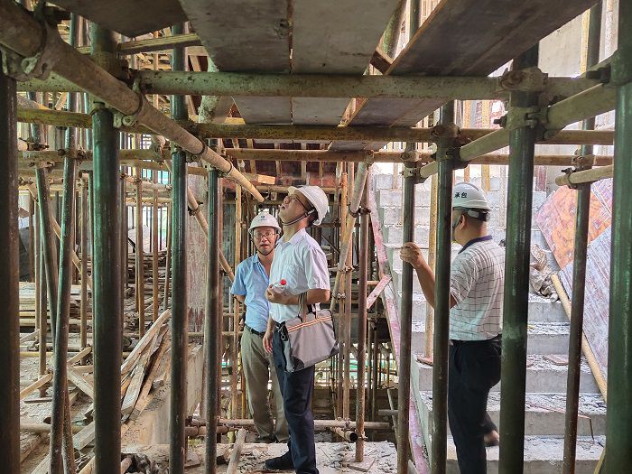 集团检查组视察项目现场。。。屈元彪摄.jpg