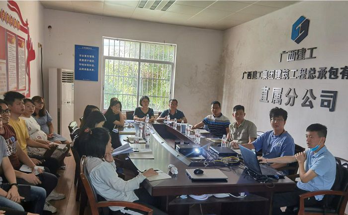 聚会现场。。 陆黎婷 摄.jpg