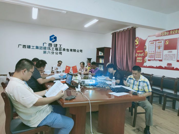 论证聚会现场。。。。。 陆仁海 摄.jpg