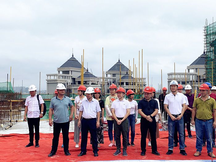 仪式现场。。。。。。周林哲 摄.jpg