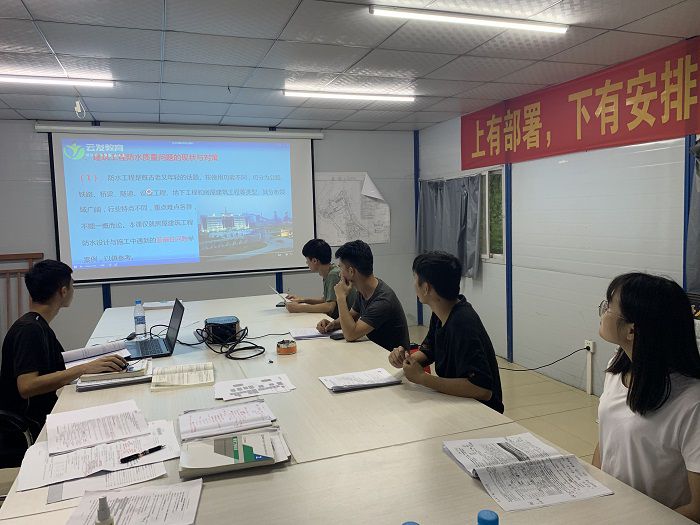 培训现场。。。梁宗吕 摄.jpg