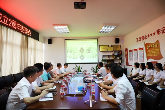 19聚会现场。。杨钰 摄_副本.jpg