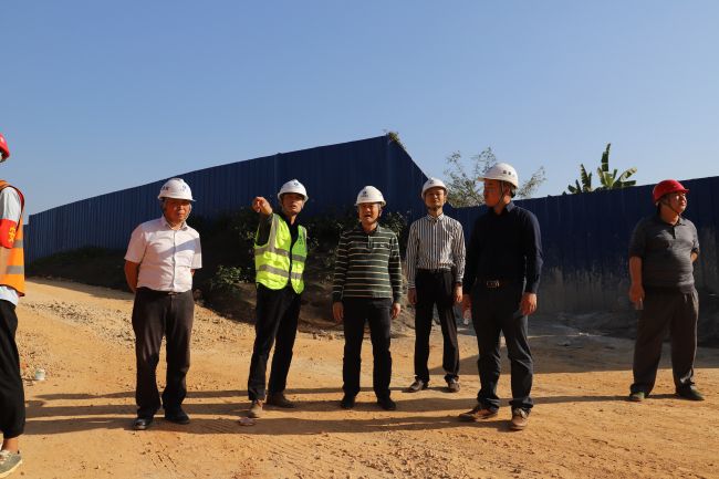 8检查现场。。。。。。杨钰 摄 (5).jpg