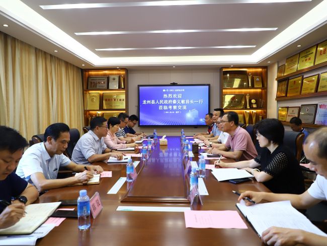 3聚会现场。。 郑诗宝 摄.jpg