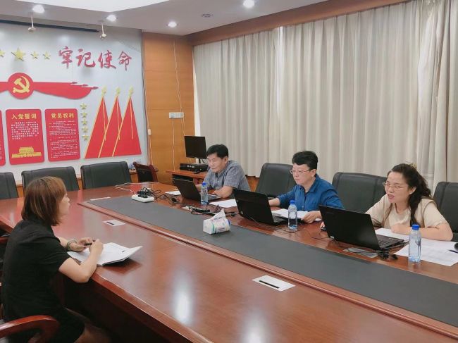 第一组答辩现场。。。。。谭龙 摄.jpg