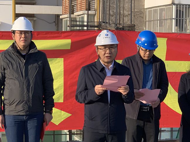 致辞现场。。。。。。龙兆杰 摄（修图）.jpg