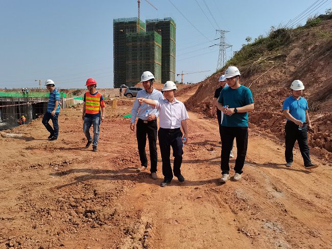 到直属分公司大派河项目检查。。梁海燕 摄（修图）.jpg