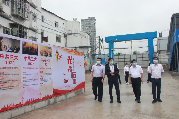 旅行“红色长廊”。。。。。。邓灿滨 摄（修图）.jpg