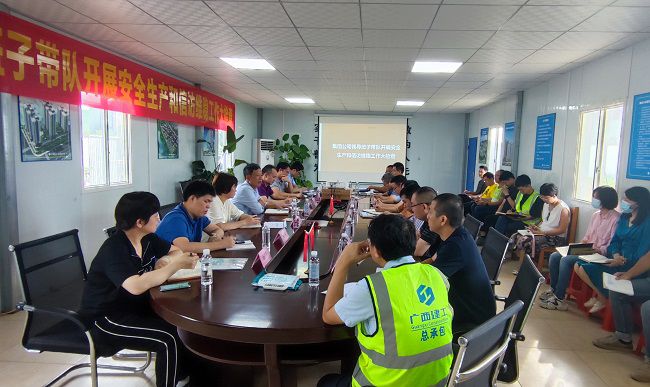 聚会现场。。。。。。陈坤钊 摄（修图）.jpg