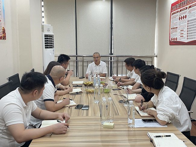 调研会现场。。。。。；；频 摄（修图）.jpg