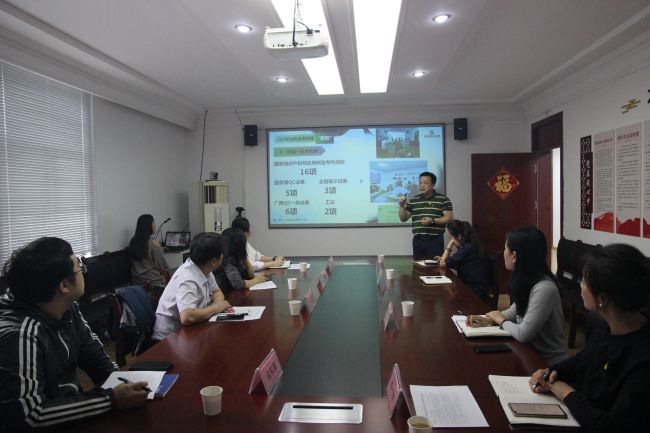 聚会现场。。。。梁红玉 摄（修图）.jpg